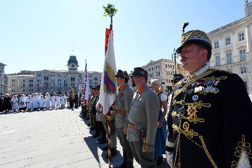 Un momento dell'Incontro Italo-Austriaco per la Pace in piazza Unità a Trieste